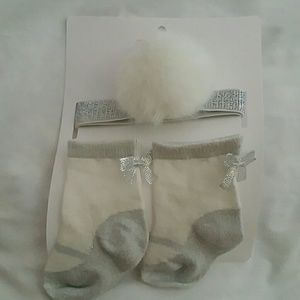 Baby Fur Pom Pom headwrap & Ballerina socks set